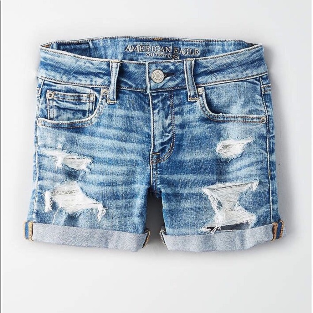 AE ne(x)t level midi short with crochet pocket